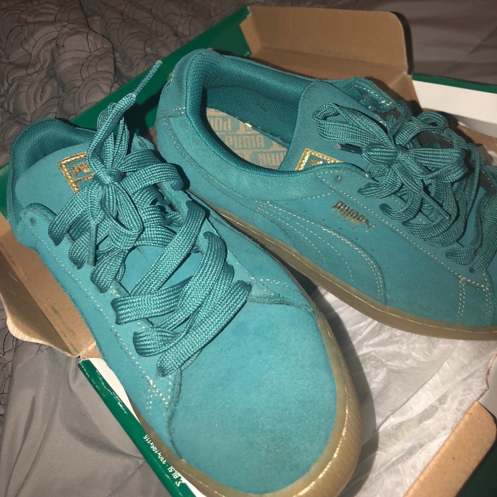 Practically new puma’s. MEN - Picture 2 of 3
